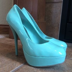 Patent Leather Platform Pumps - Blue - Size 7 / 8